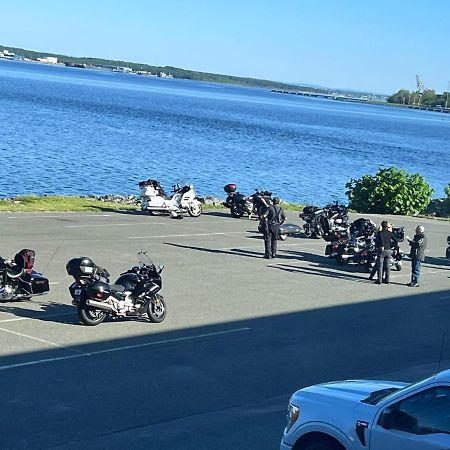 Harbourview Inn And Suites Sydney Buitenkant foto